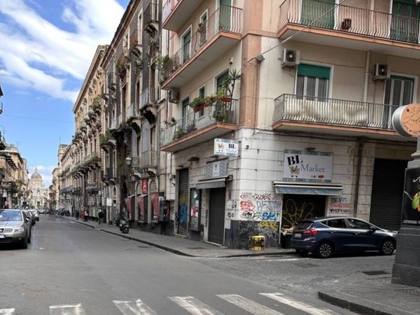 appartamento in vendita a Catania in zona Centro Storico