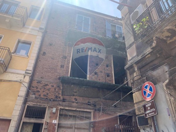 appartamento in vendita a Catania in zona Centro Storico