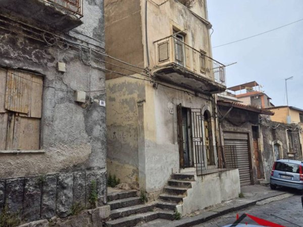 appartamento in vendita a Catania in zona Centro Storico