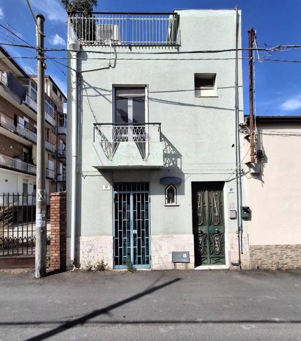 appartamento in vendita a Catania in zona Canalicchio