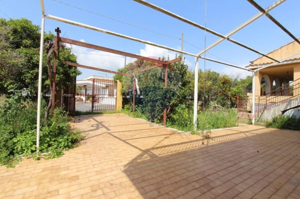 casa indipendente in vendita a Catania in zona Fontanarossa