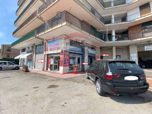 negozio in vendita a Catania in zona Ognina