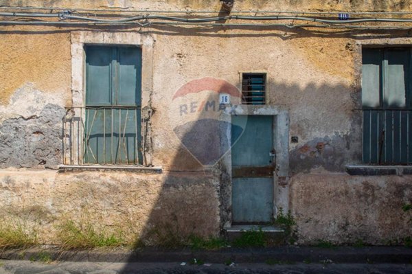 casa indipendente in vendita a Catania in zona Centro Storico