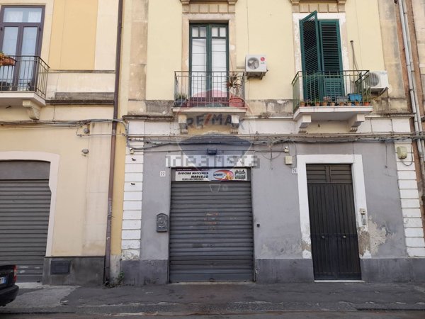 locale commerciale in vendita a Catania in zona Centro Storico