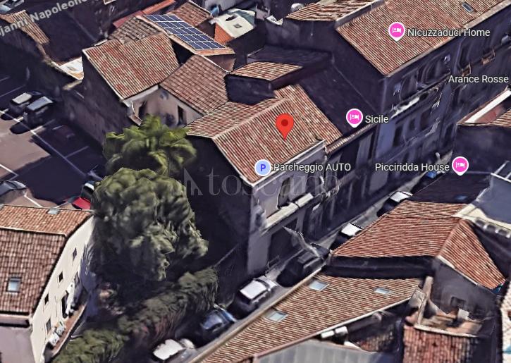 casa indipendente in vendita a Catania in zona Centro Storico