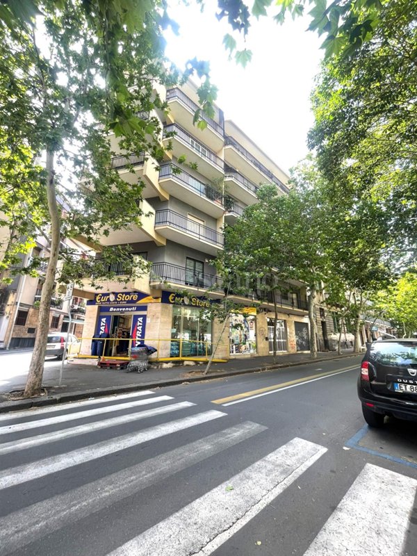 casa indipendente in vendita a Catania
