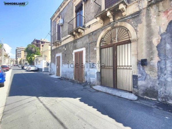 appartamento in vendita a Catania in zona San Leone