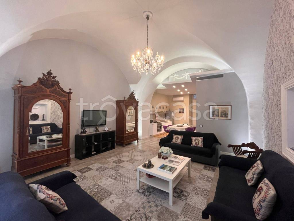 appartamento in vendita a Catania in zona Centro Storico