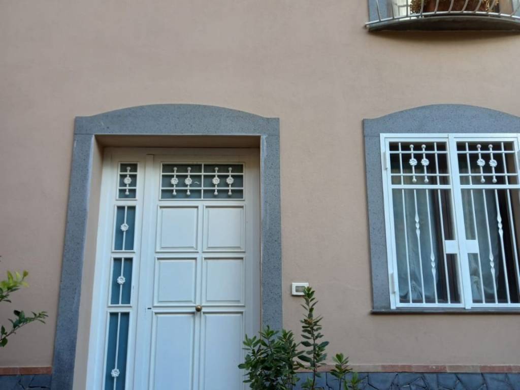 casa indipendente in vendita a Catania