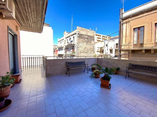 appartamento in vendita a Catania in zona Picanello