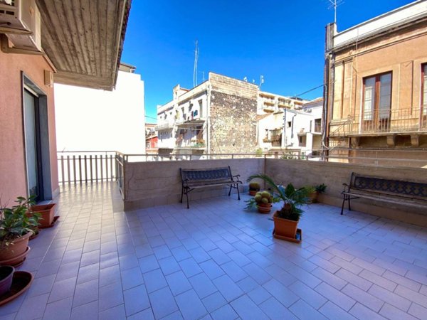 appartamento in vendita a Catania in zona Picanello