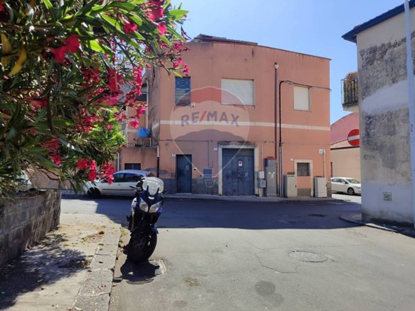 casa indipendente in vendita a Catania