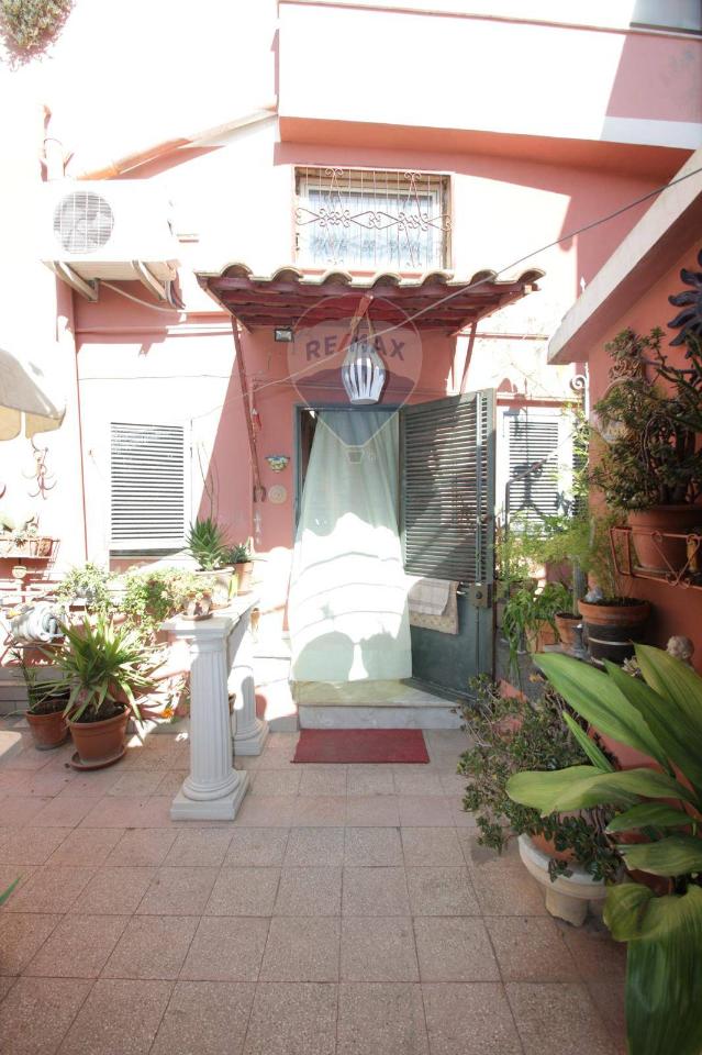 casa indipendente in vendita a Catania in zona Trappeto