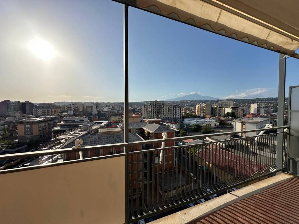 appartamento in vendita a Catania in zona Ognina