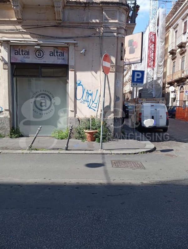 negozio in vendita a Catania