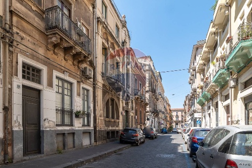appartamento in vendita a Catania in zona Centro Storico