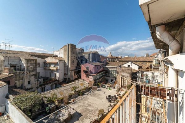 appartamento in vendita a Catania in zona Centro Storico