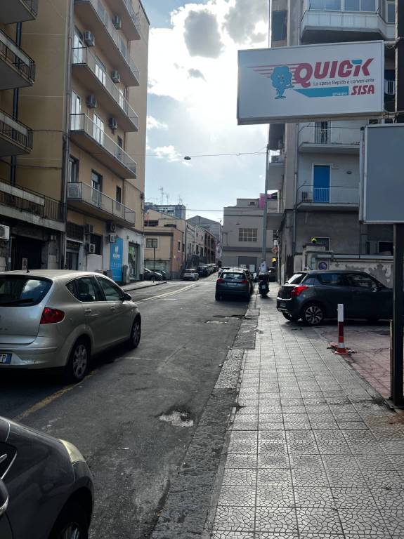 negozio in vendita a Catania in zona Cibali