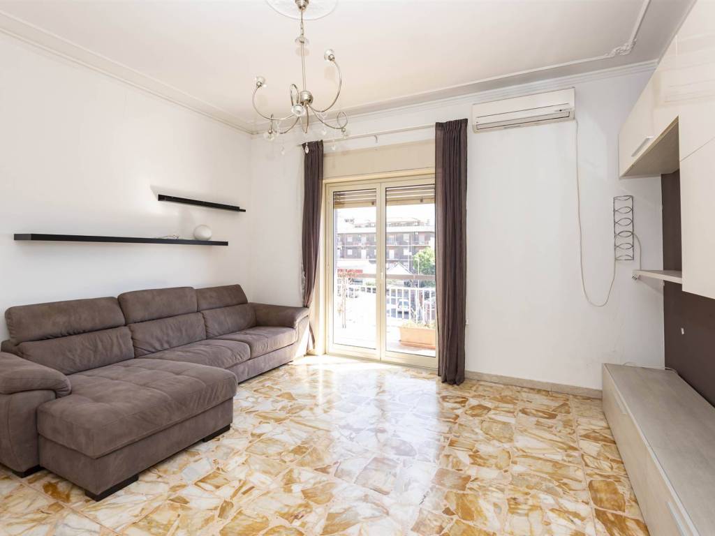 appartamento in vendita a Catania in zona San Leone