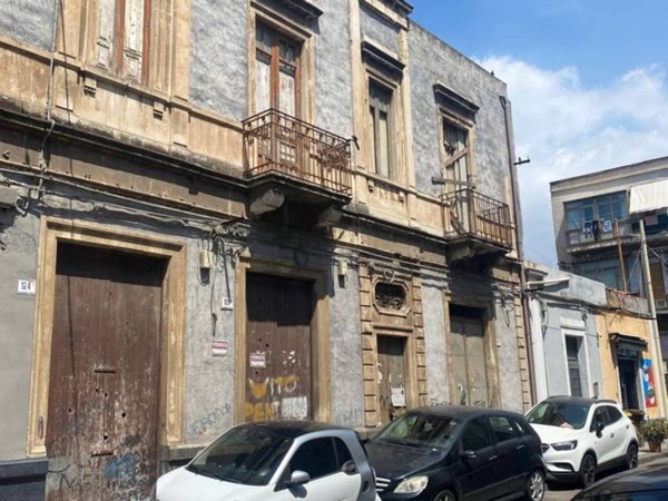 appartamento in vendita a Catania in zona Centro Storico