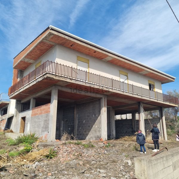casa indipendente in vendita a Catania