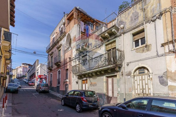 casa indipendente in vendita a Catania in zona Cibali