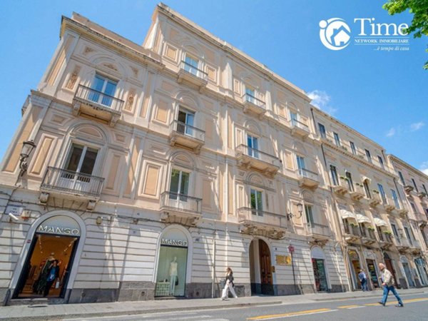 appartamento in vendita a Catania in zona Centro Storico