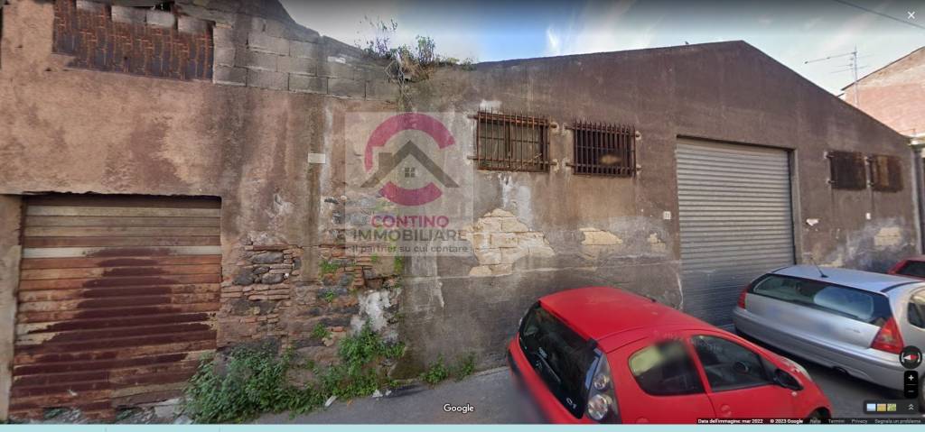 locale di sgombero in vendita a Catania in zona Centro Storico