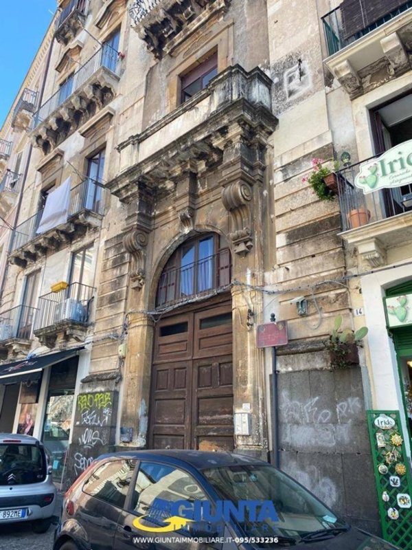 appartamento in vendita a Catania in zona Centro Storico