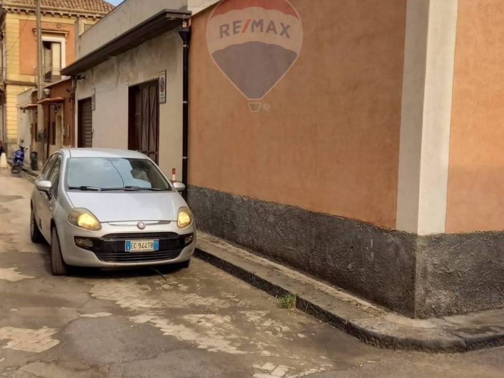 negozio in vendita a Catania