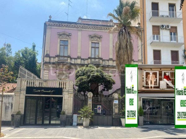 negozio in vendita a Catania