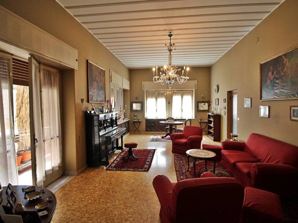 appartamento in vendita a Catania in zona Picanello