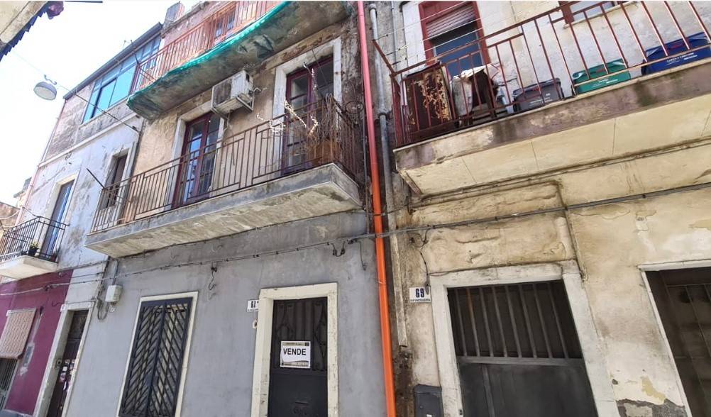 appartamento in vendita a Catania in zona Centro Storico