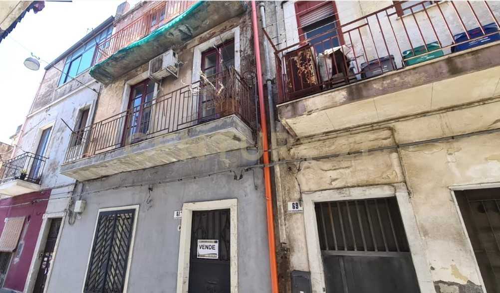 appartamento in vendita a Catania in zona Centro Storico