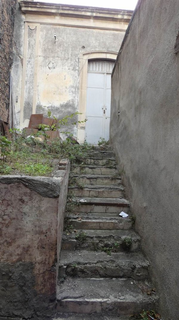 casa indipendente in vendita a Catania