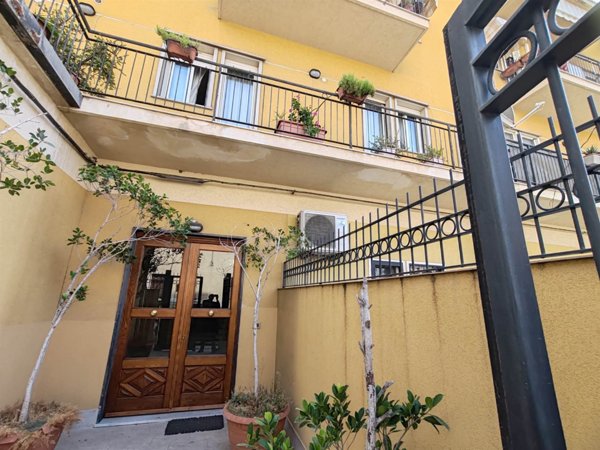 appartamento in vendita a Catania in zona Picanello