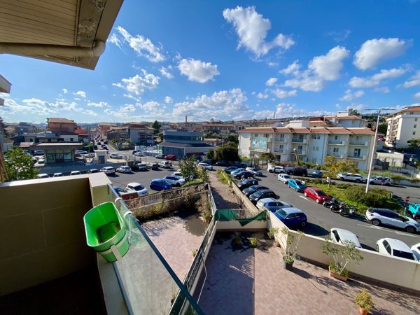 appartamento in vendita a Catania in zona Ognina