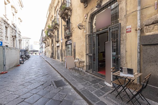 negozio in vendita a Catania in zona Centro Storico