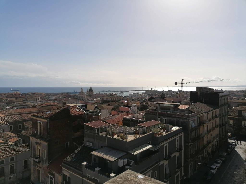 appartamento in vendita a Catania in zona Centro Storico