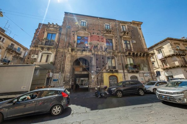 appartamento in vendita a Catania in zona Centro Storico