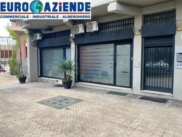 negozio in vendita a Catania in zona Ognina