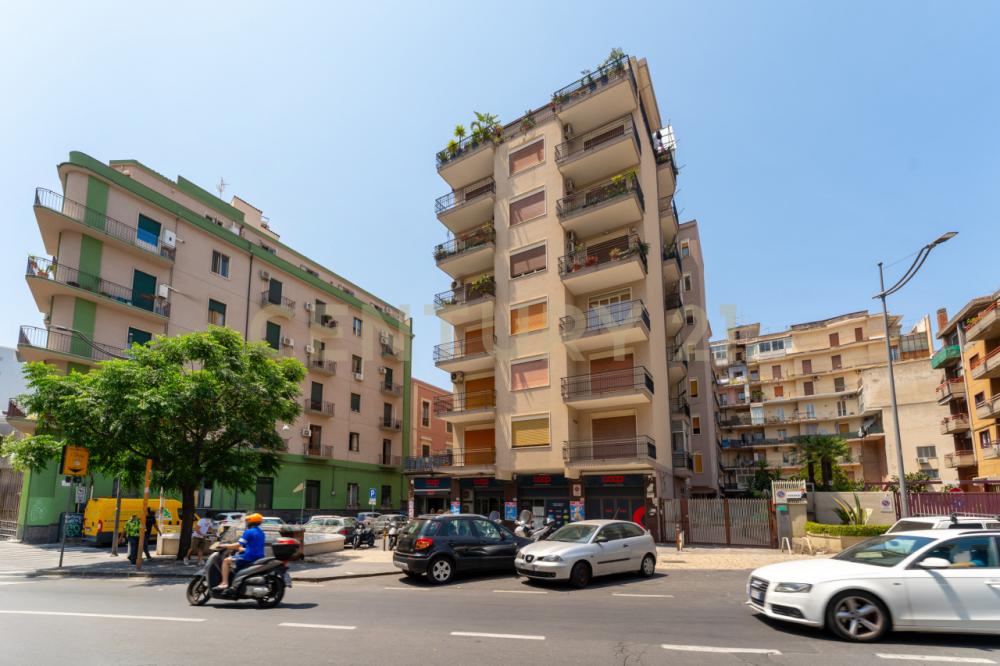 appartamento in vendita a Catania in zona Centro Storico