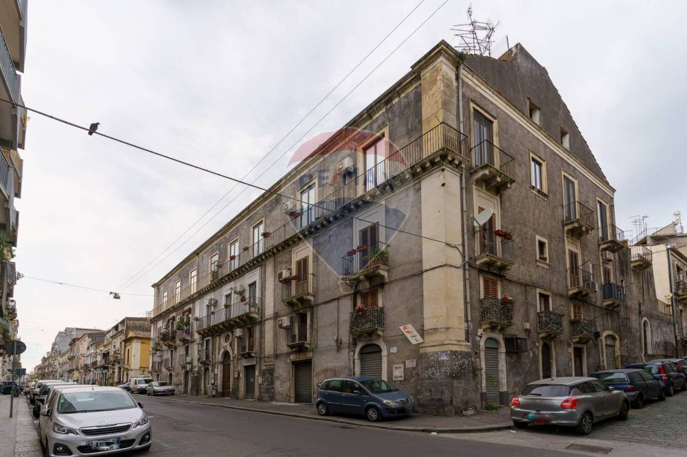 appartamento in vendita a Catania in zona Centro Storico