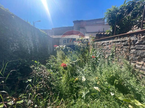 casa indipendente in vendita a Catania in zona Centro Storico