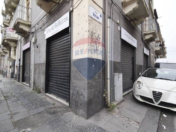 negozio in vendita a Catania in zona Centro Storico