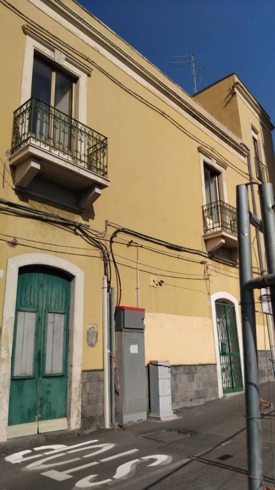 appartamento in vendita a Catania in zona Picanello