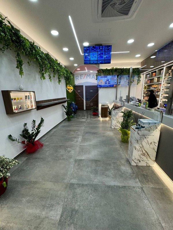 negozio in vendita a Catania in zona Centro Storico