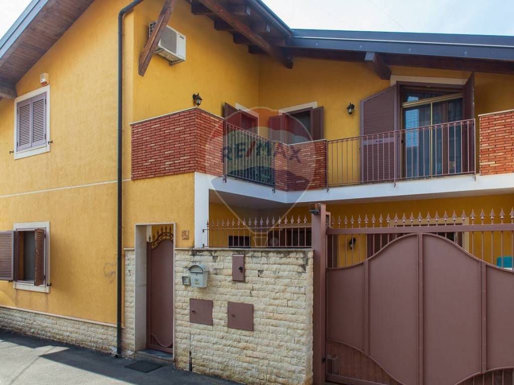 casa indipendente in vendita a Catania in zona Cibali