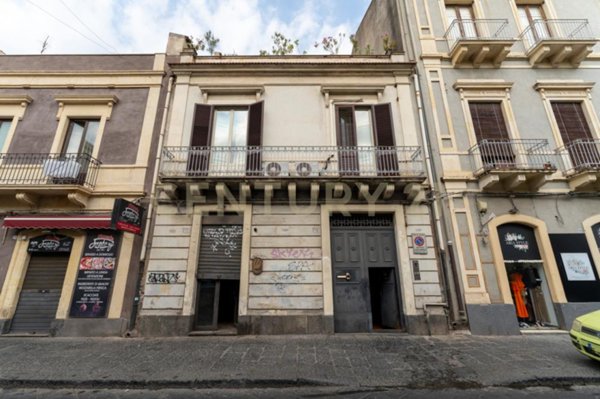 casa indipendente in vendita a Catania in zona Centro Storico