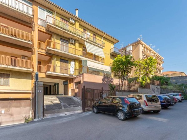 appartamento in vendita a Catania in zona Canalicchio
